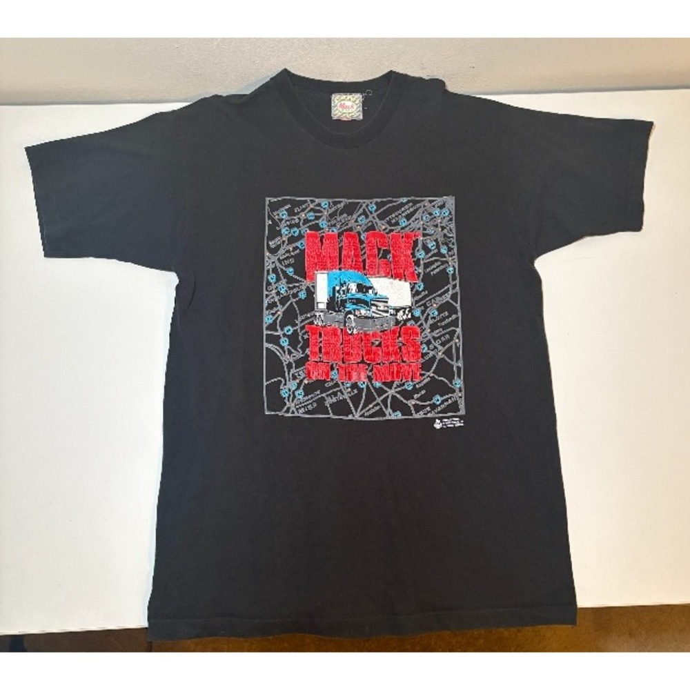 Vintage Men's 'MACK TRUCKS ON THE MOVE' Single Stitch T-Shirt | 2XL